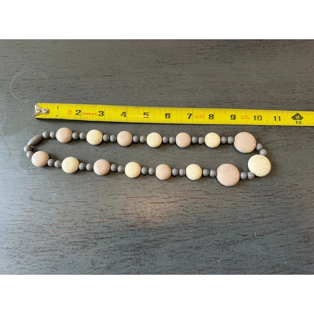 Vintage Speckled Disc Bead Necklace Cream Tan Grey Neutral Barrel Clasp 22 Inch